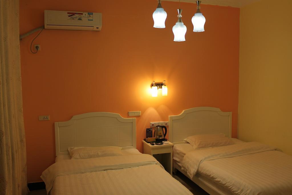 Yangshuo Romantic Inn Extérieur photo