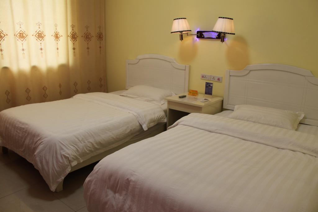 Yangshuo Romantic Inn Extérieur photo