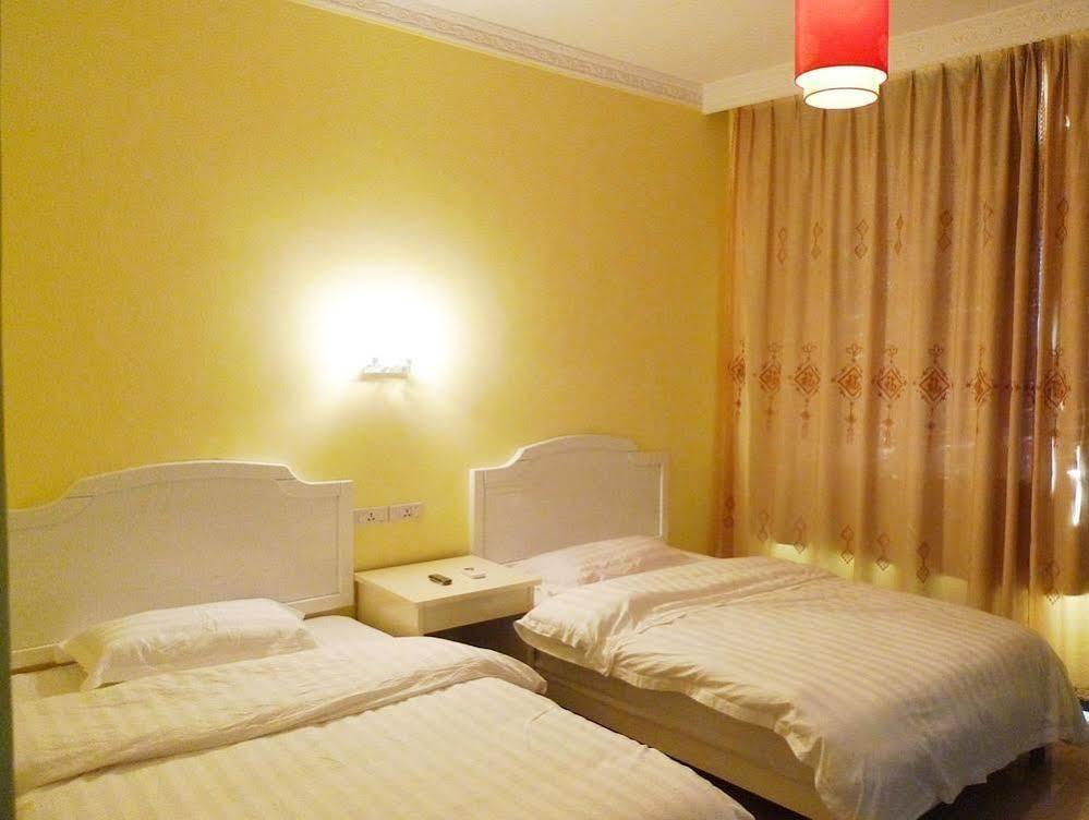 Yangshuo Romantic Inn Extérieur photo
