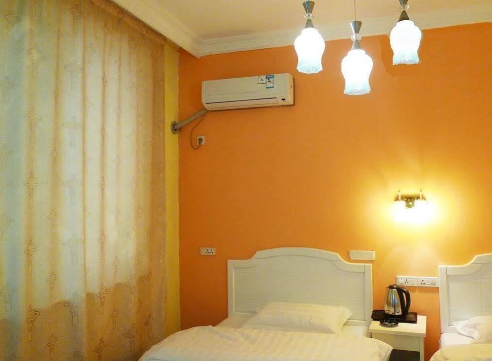 Yangshuo Romantic Inn Extérieur photo